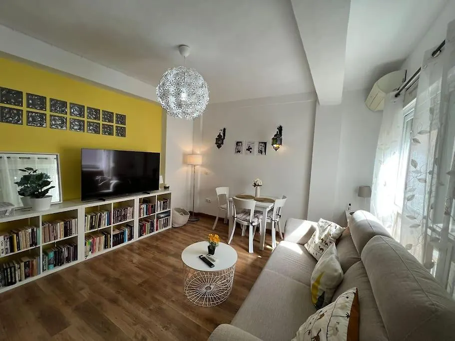 Bright 2 Bedroom Apartment Malaga